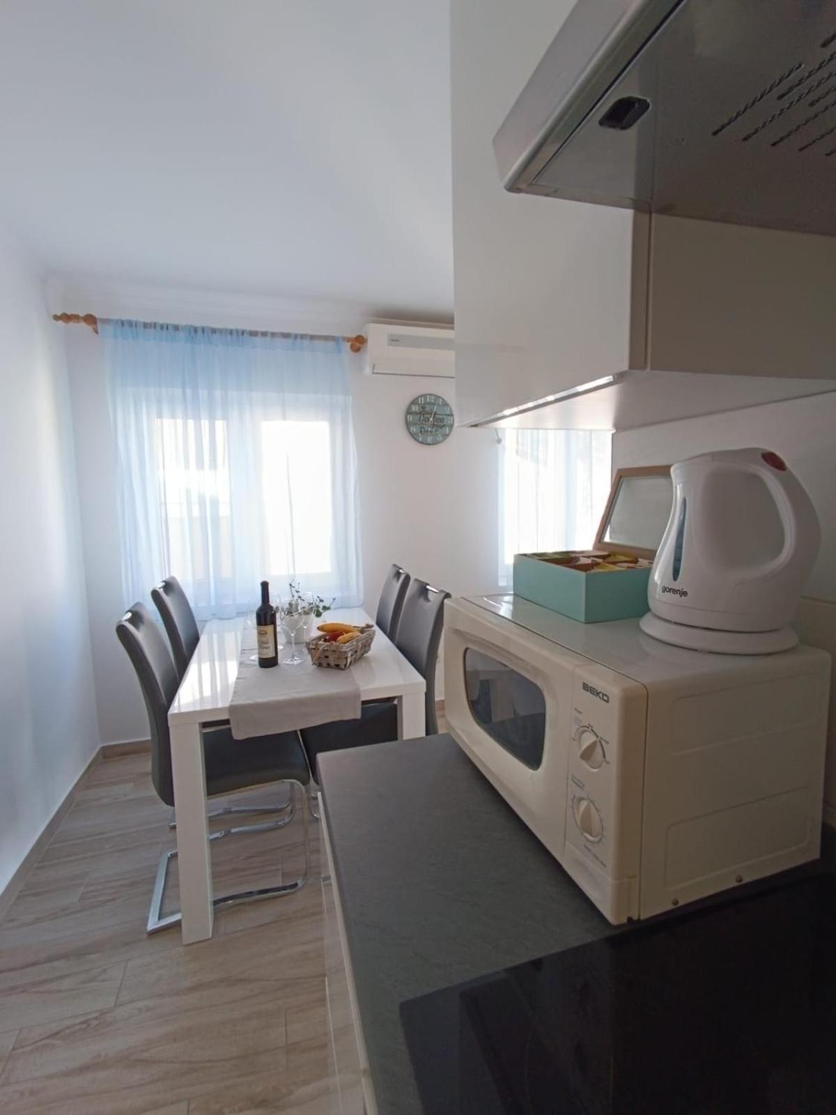 Apartments And Rooms By The Sea Palit, Rab - 5010 客房 照片